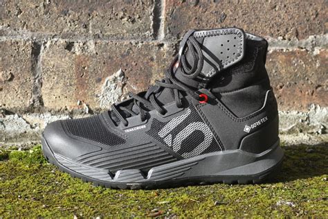 five ten mtb shoes waterproof.